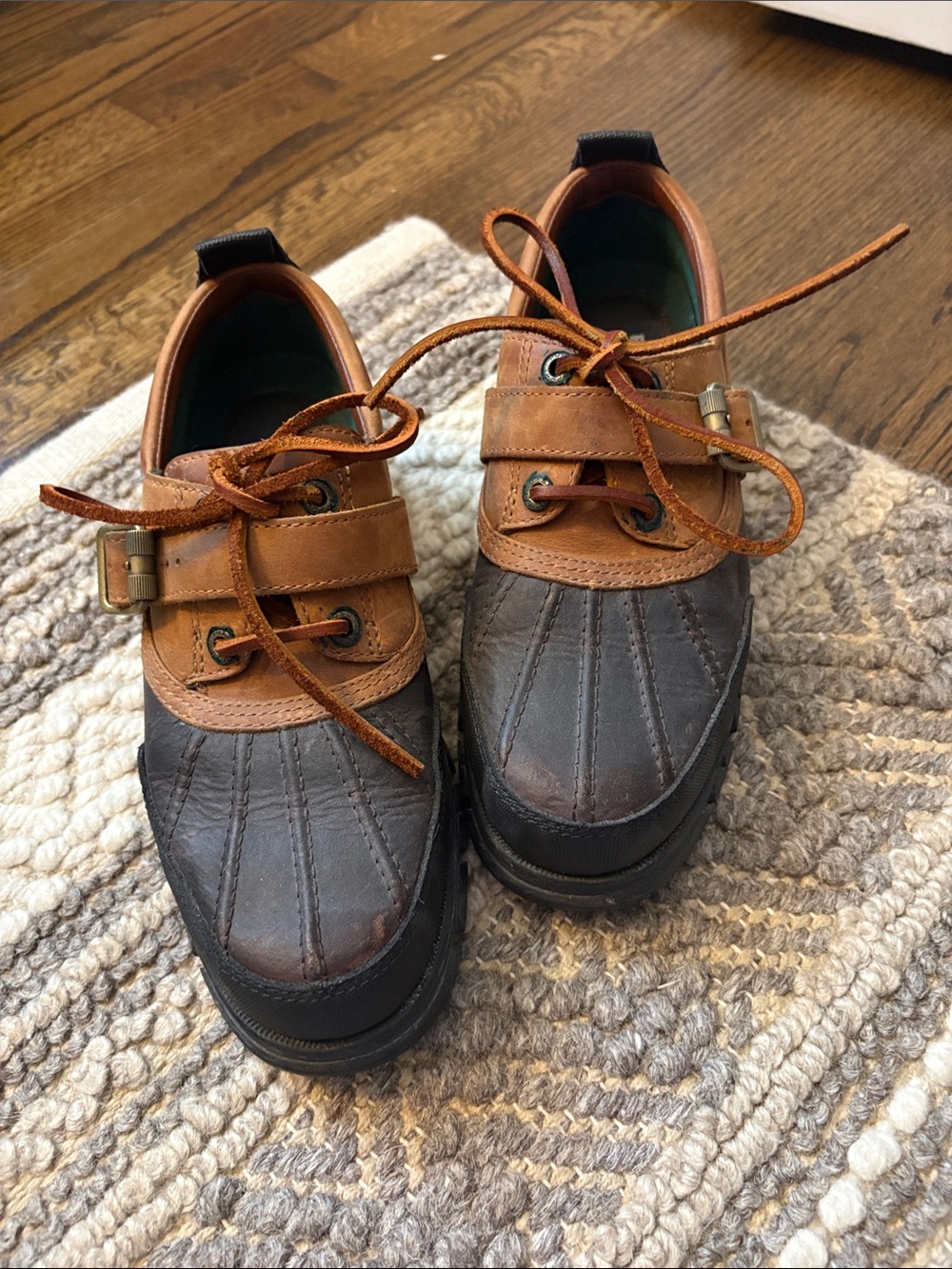 Womens Two-Tone Brown Duck Lace-Up Casual Shoes